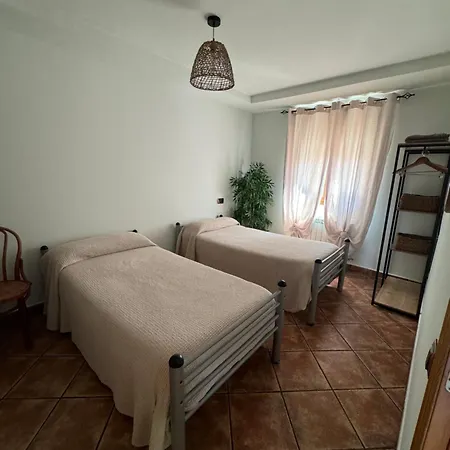 De Sol A Sol بيت شباب